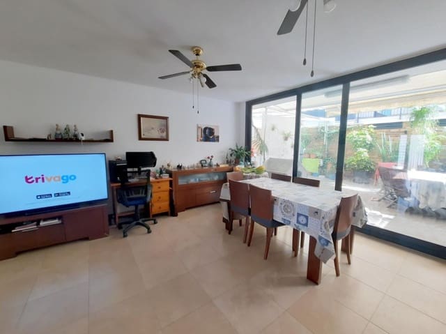 4 Zimmer Reihenhaus zu verkaufen in Sagunto / Sagunt mit Garage - 425.000 € (Ref: 9939634)