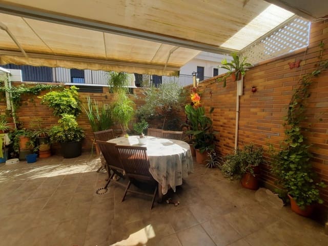 4 Zimmer Reihenhaus zu verkaufen in Sagunto / Sagunt mit Garage - 425.000 € (Ref: 9939634)