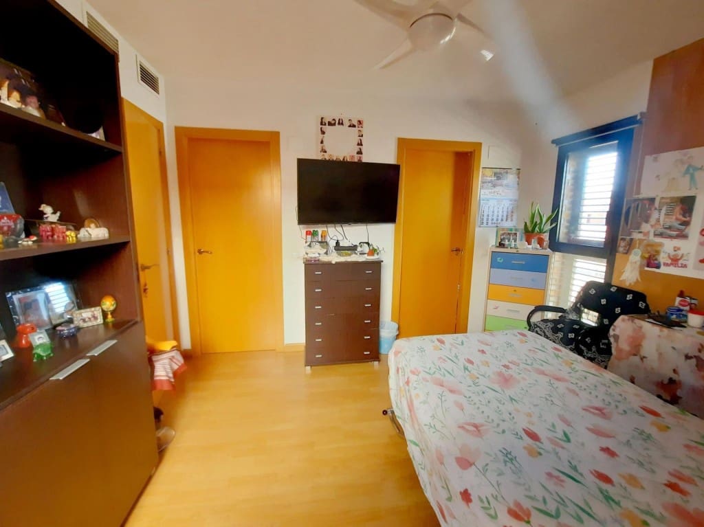 4 Zimmer Reihenhaus zu verkaufen in Sagunto / Sagunt mit Garage - 425.000 € (Ref: 9939634)