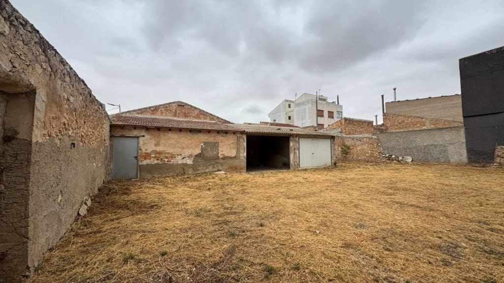 Bouwgrond te koop in Pinoso - € 210.000 (Ref: 9939638)