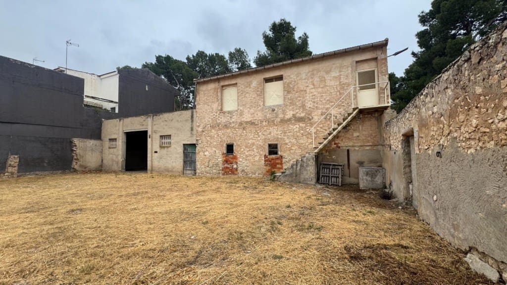 Bouwgrond te koop in Pinoso - € 210.000 (Ref: 9939638)