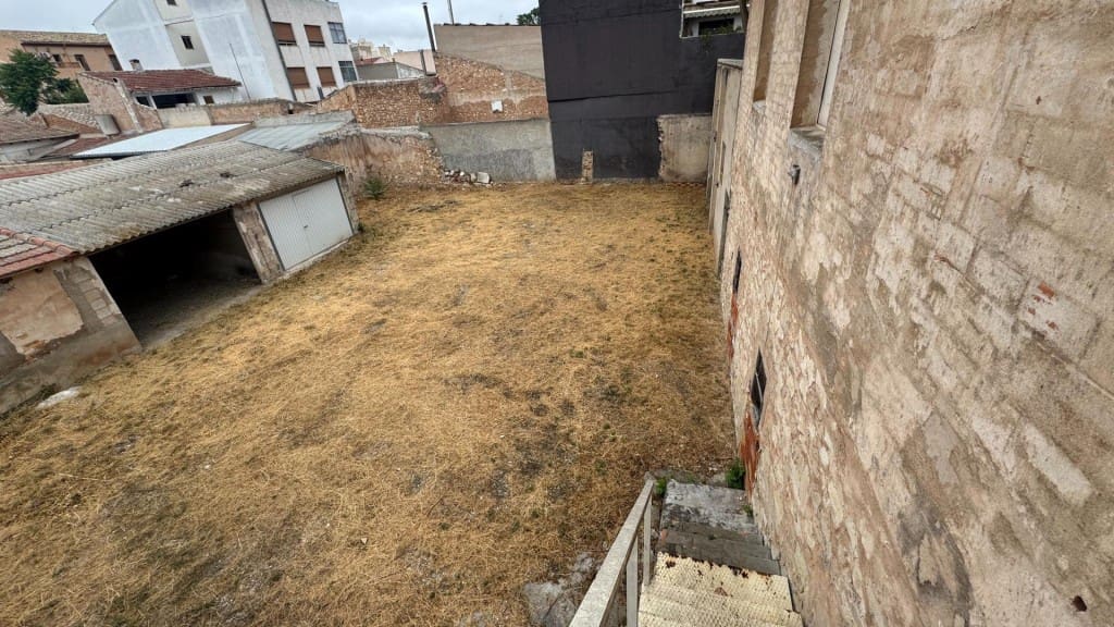 Bouwgrond te koop in Pinoso - € 210.000 (Ref: 9939638)