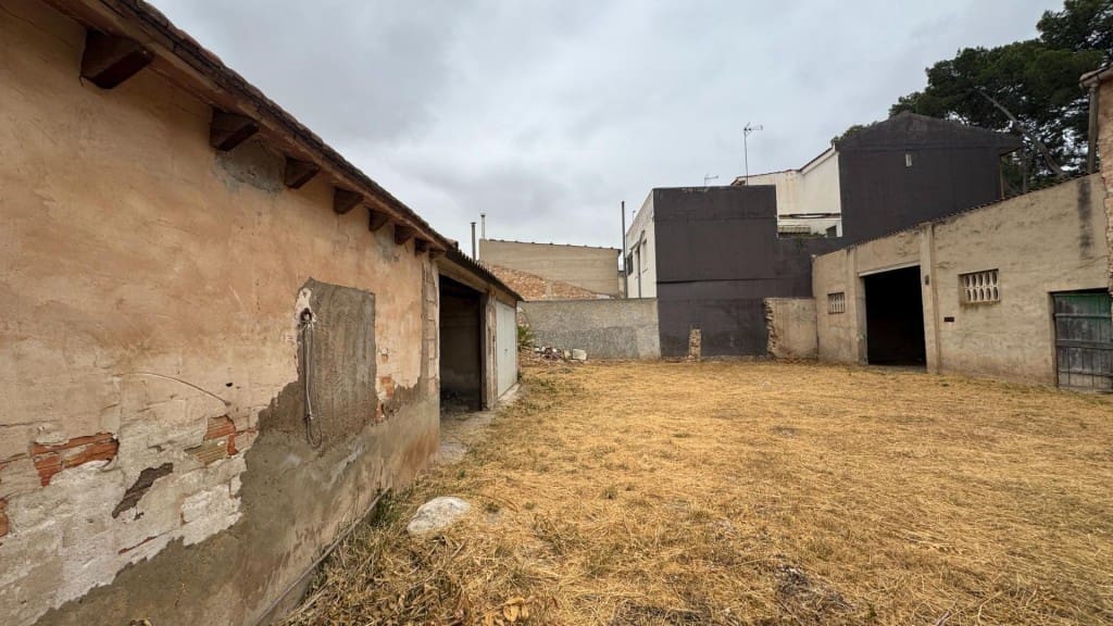 Bouwgrond te koop in Pinoso - € 210.000 (Ref: 9939638)
