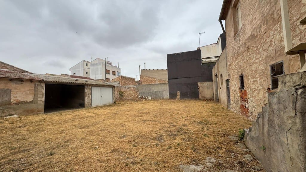 Bouwgrond te koop in Pinoso - € 210.000 (Ref: 9939638)