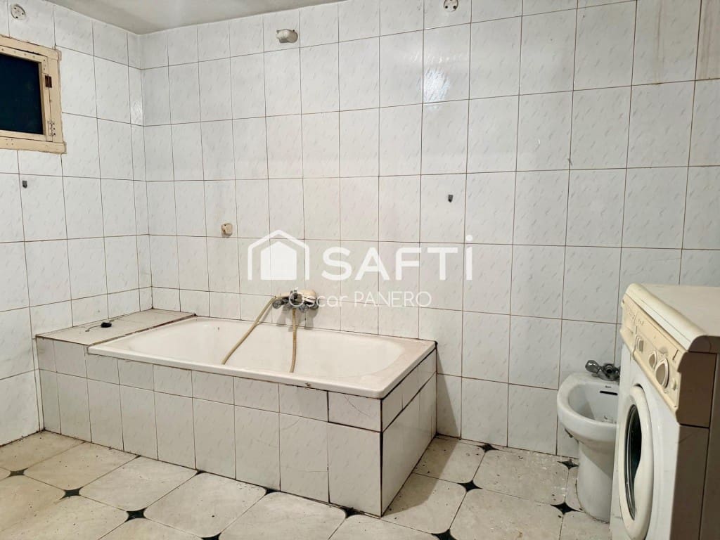 4 sypialnia Willa na sprzedaż w Valverde de la Virgen - 45 000 € (Ref: 9939641)