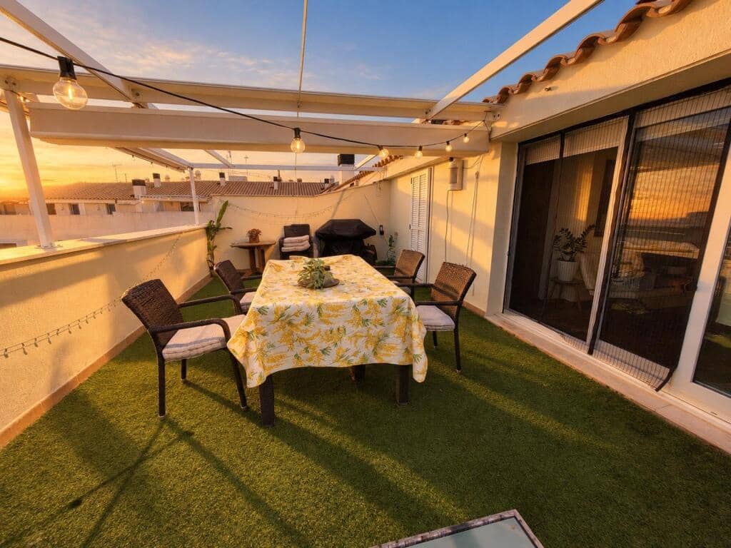 4 chambre Penthouse à vendre à Ciutadella de Menorca avec garage - 582 000 € (Ref: 9942013)