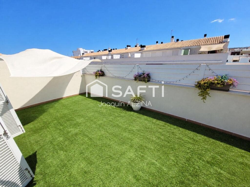 4 chambre Penthouse à vendre à Ciutadella de Menorca avec garage - 582 000 € (Ref: 9942013)