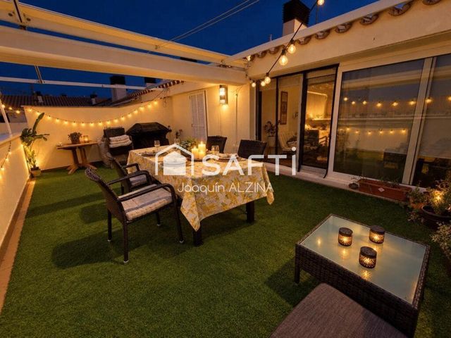 4 bedroom Penthouse for sale in Ciutadella, Ciutadella de Menorca with garage - € 582,000 (Ref: 9942013)