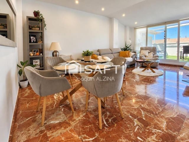 4 bedroom Penthouse for sale in Ciutadella, Ciutadella de Menorca with garage - € 582,000 (Ref: 9942013)