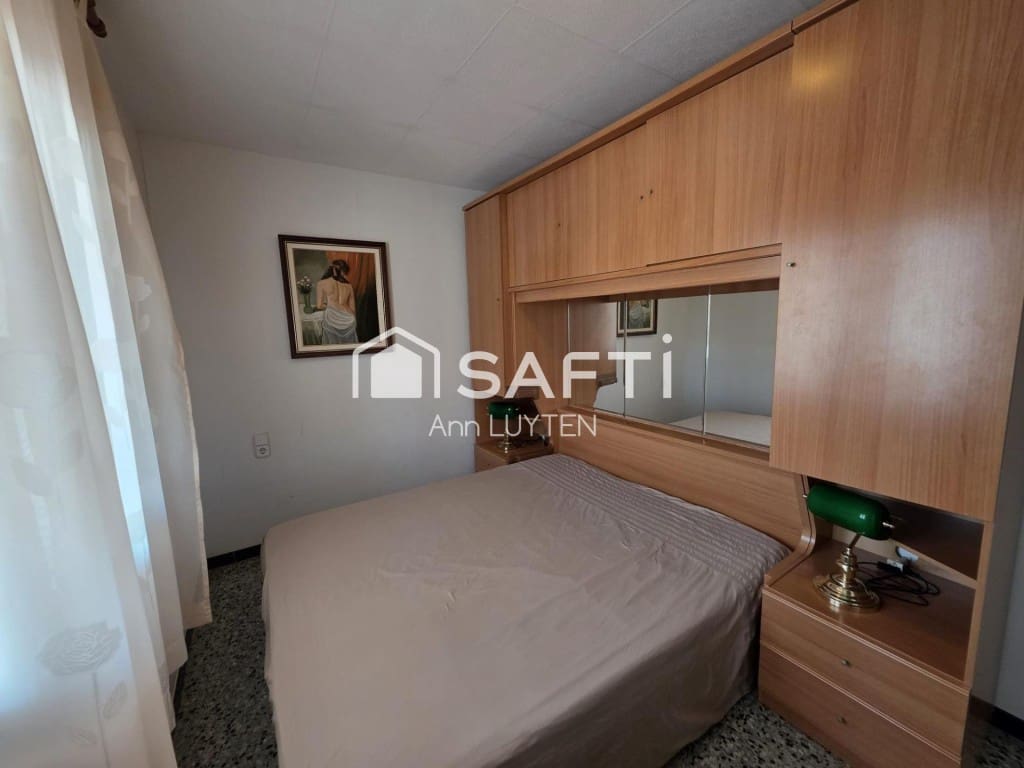 2 makuuhuone Kattohuoneisto myytävänä paikassa Roses - 220 000 € (Ref: 9942019)