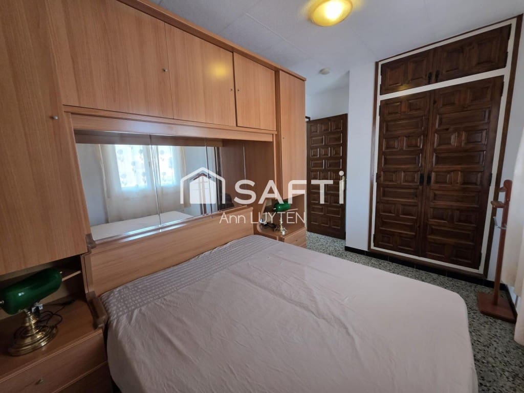2 makuuhuone Kattohuoneisto myytävänä paikassa Roses - 220 000 € (Ref: 9942019)