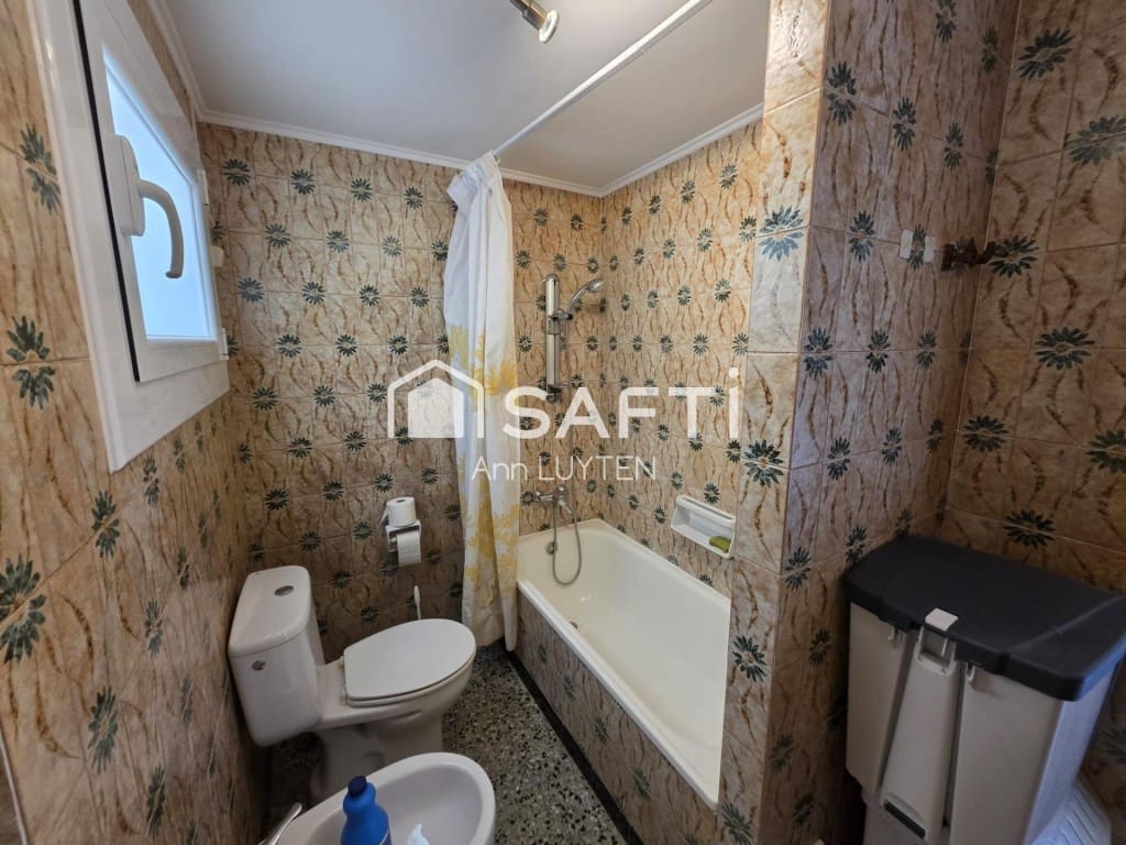 2 makuuhuone Kattohuoneisto myytävänä paikassa Roses - 220 000 € (Ref: 9942019)