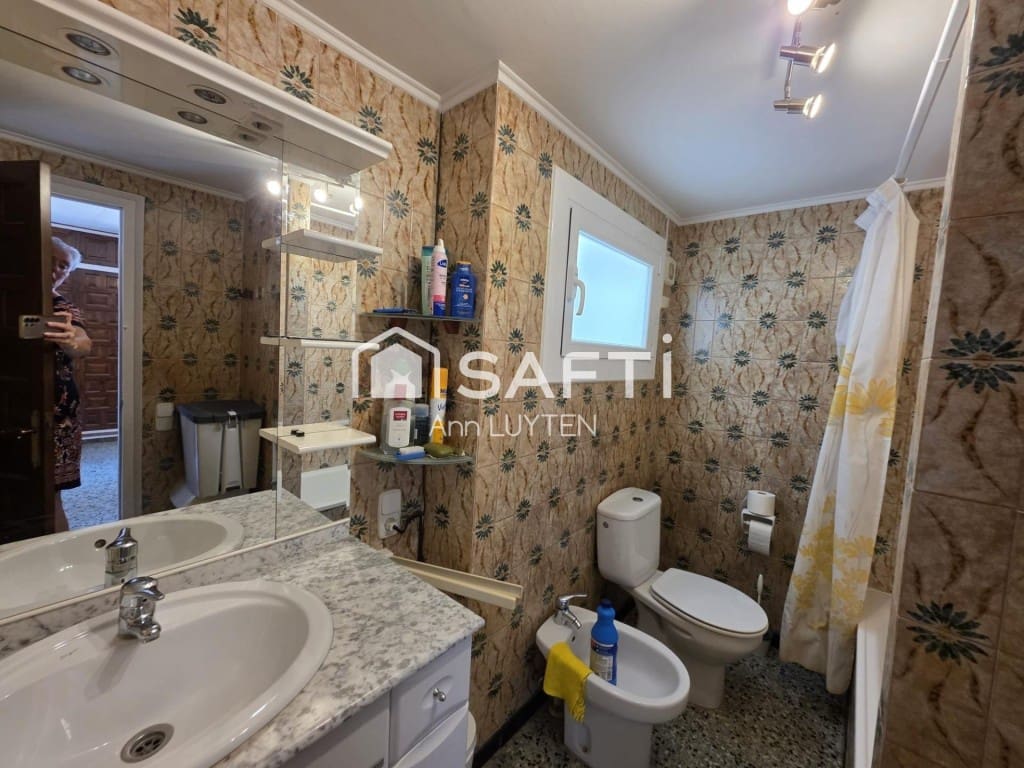 2 makuuhuone Kattohuoneisto myytävänä paikassa Roses - 220 000 € (Ref: 9942019)