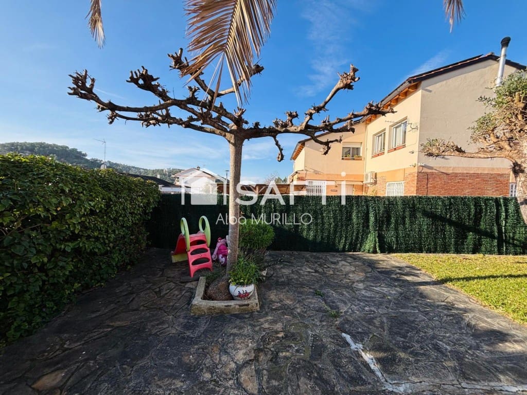 5 soverom Villa til salgs i Sant Pere de Ribes med svømmebasseng garasje - € 489 000 (Ref: 9942022)