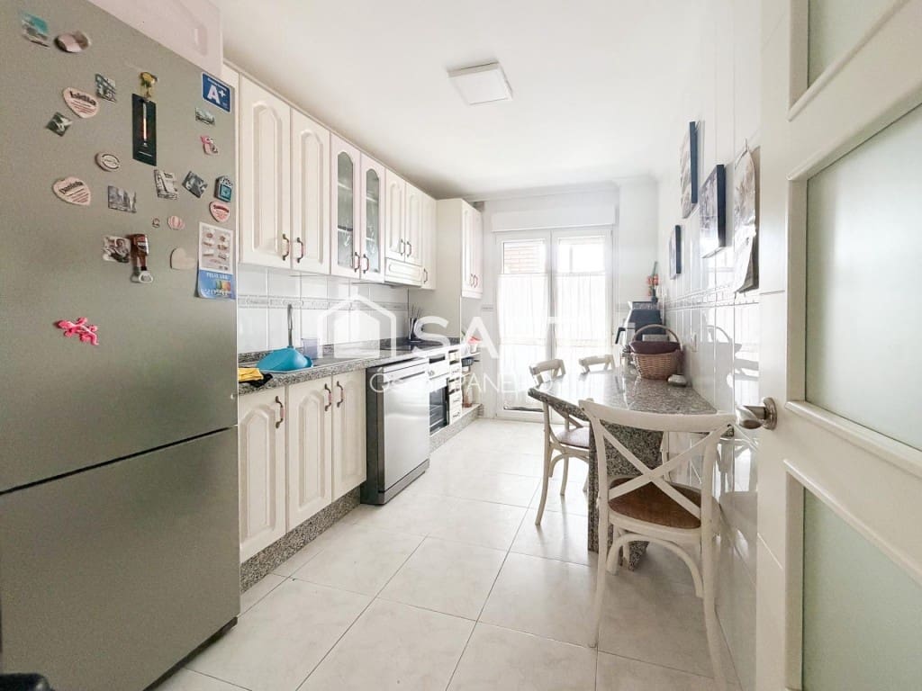3 soveværelse Lejlighed til salg i Leon by - € 179.000 (Ref: 9942024)