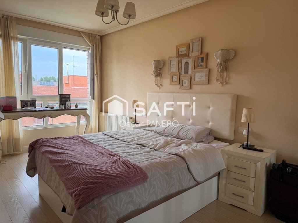 3 soveværelse Lejlighed til salg i Leon by - € 179.000 (Ref: 9942024)