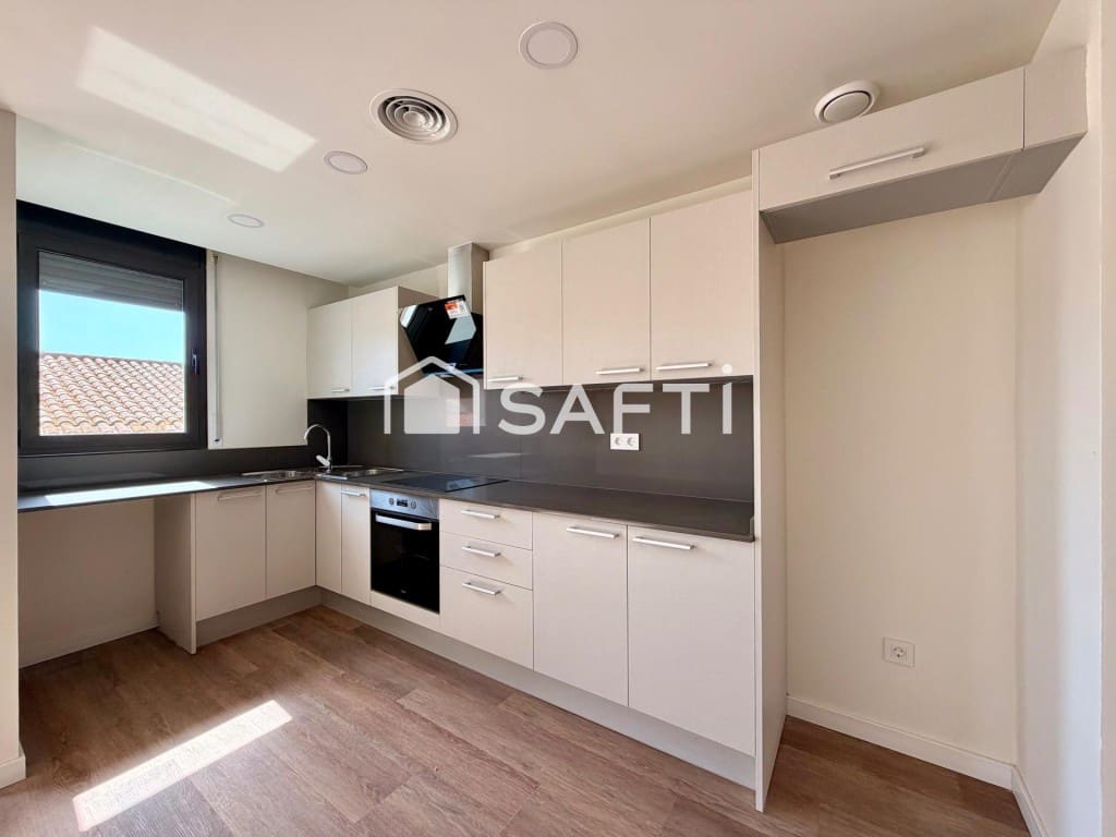 2 makuuhuone Asunto myytävänä paikassa Palafolls - 275 000 € (Ref: 9942027)