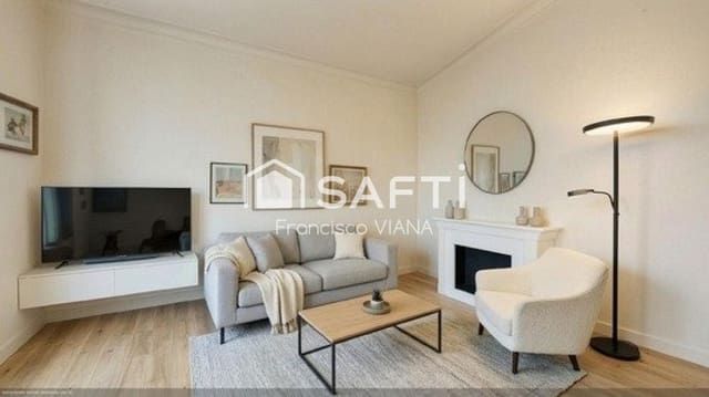 4 chambre Appartement à vendre à La Dreta de L'Eixample, Barcelone ville - 699 900 € (Ref: 9945406)