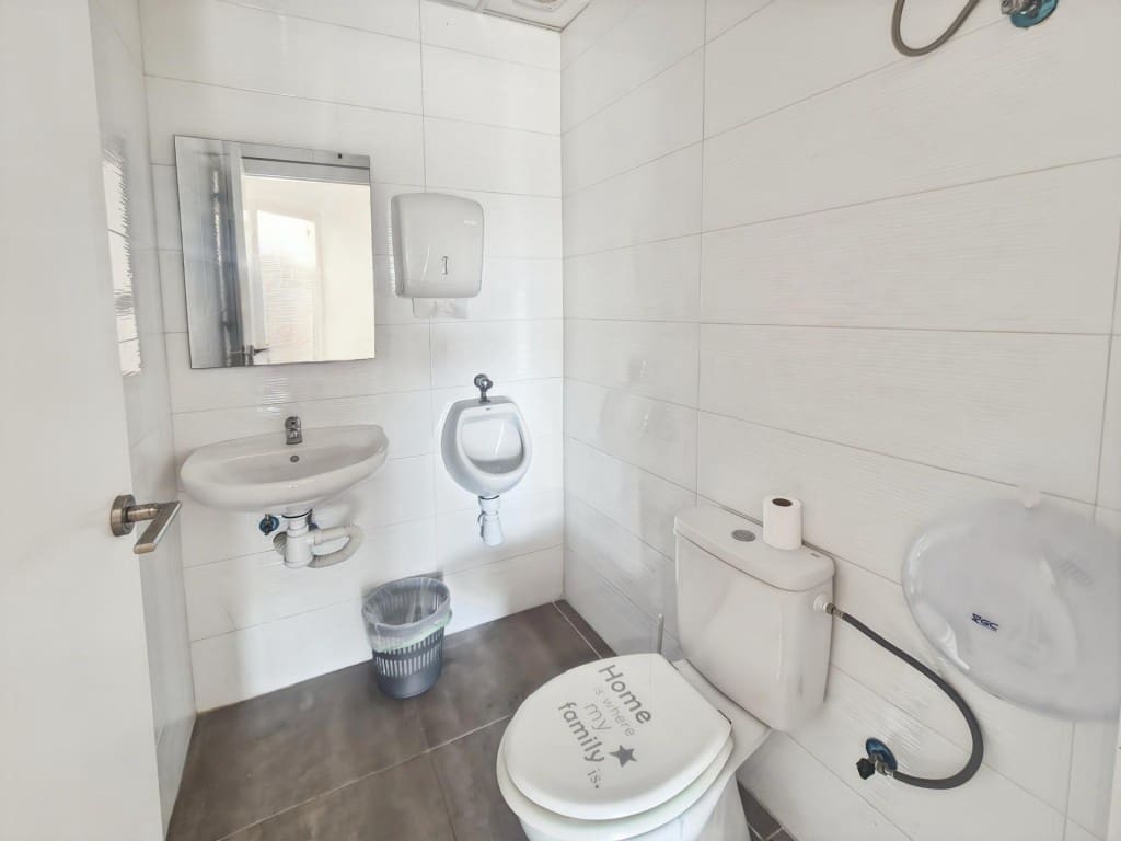 Commercieel te koop in Canet d'En Berenguer - € 110.000 (Ref: 9945413)