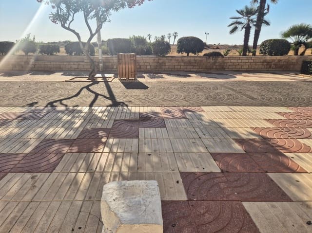 Commercieel te koop in Canet d'En Berenguer - € 110.000 (Ref: 9945413)