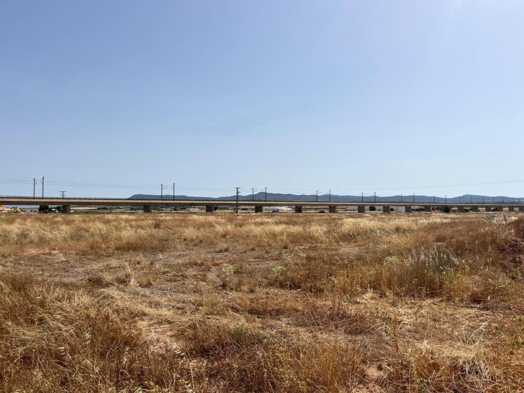 Bauplatz zu verkaufen in Almansa - 30.000 € (Ref: 9945415)