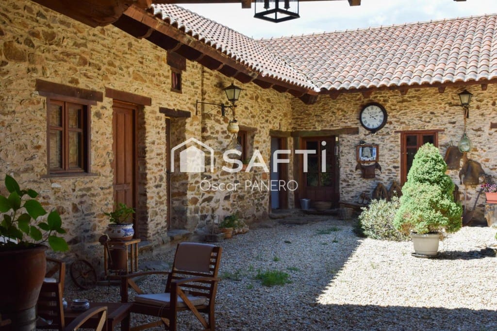 Kantoor te koop in Santa Maria de Ordas - € 800.000 (Ref: 9945418)