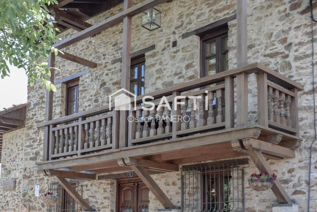 Kantoor te koop in Santa Maria de Ordas - € 800.000 (Ref: 9945418)