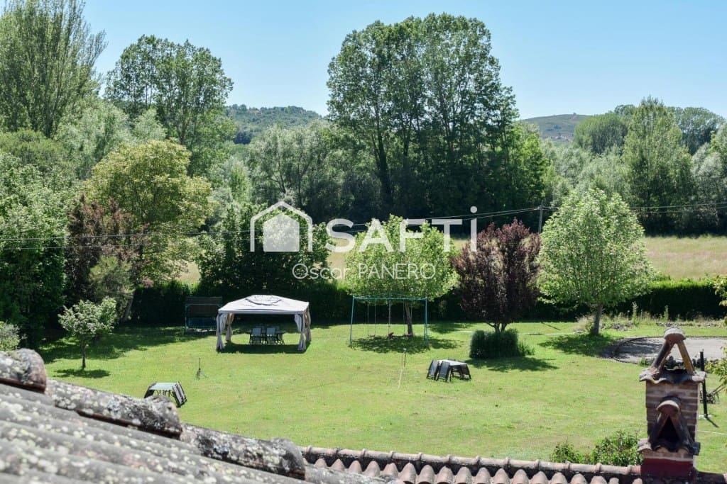 Kantoor te koop in Santa Maria de Ordas - € 800.000 (Ref: 9945418)