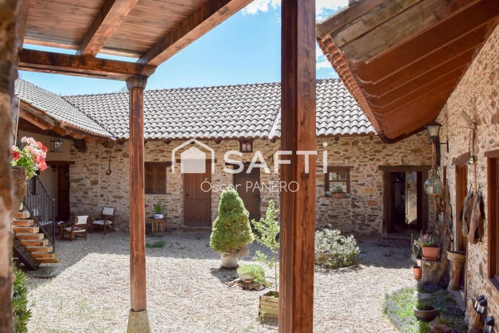 Kantoor te koop in Santa Maria de Ordas - € 800.000 (Ref: 9945418)