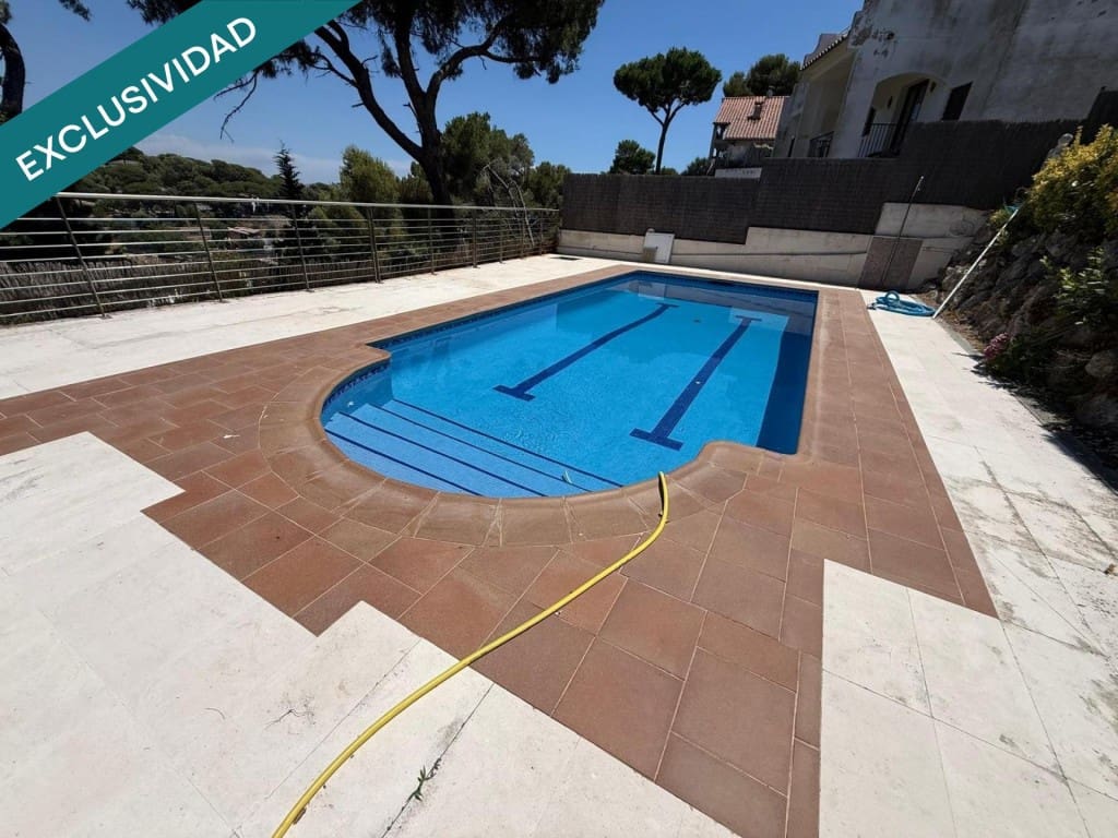 5 soveværelse Villa til salg i Arenys de Mar med garage - € 780.000 (Ref: 9947522)