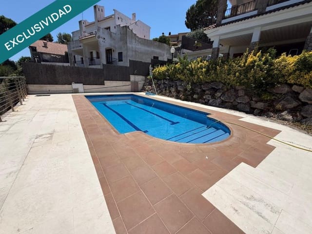 5 soveværelse Villa til salg i Arenys de Mar med garage - € 780.000 (Ref: 9947522)