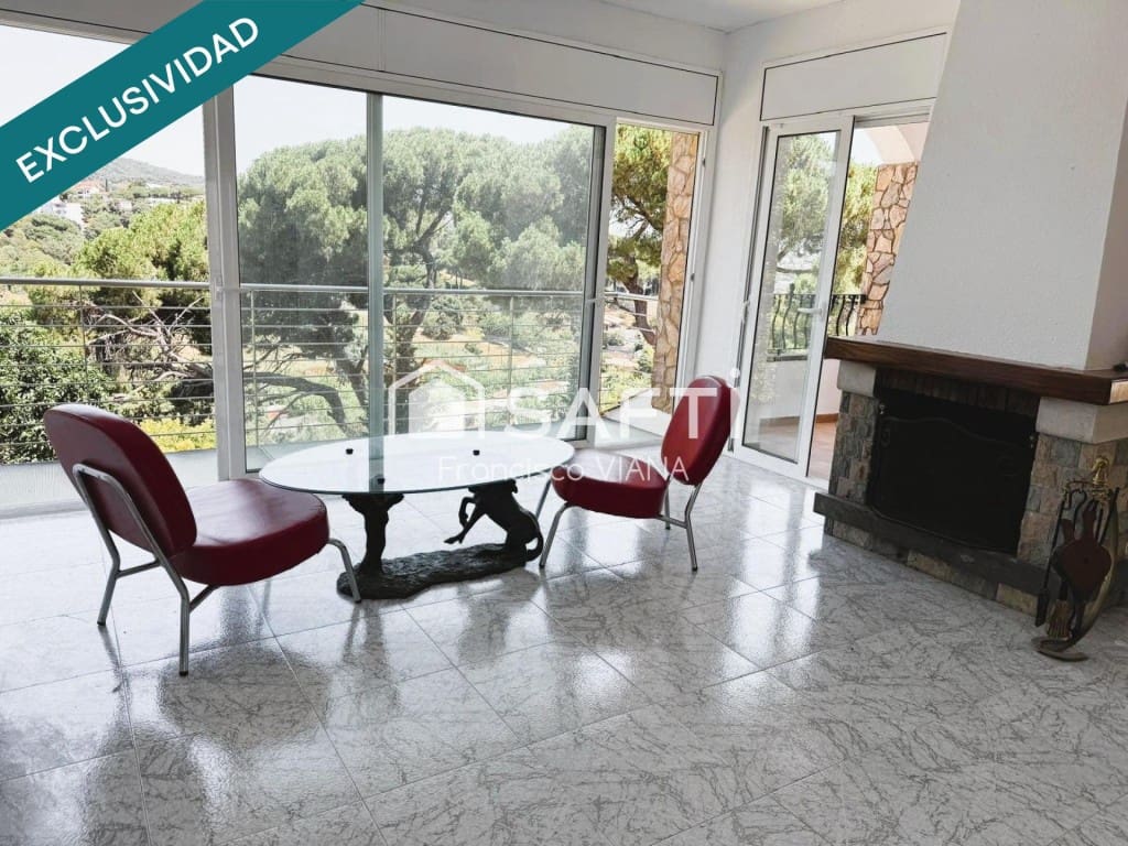 5 soveværelse Villa til salg i Arenys de Mar med garage - € 780.000 (Ref: 9947522)