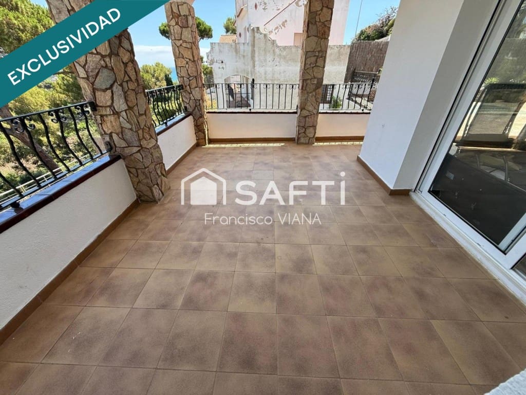 5 soveværelse Villa til salg i Arenys de Mar med garage - € 780.000 (Ref: 9947522)