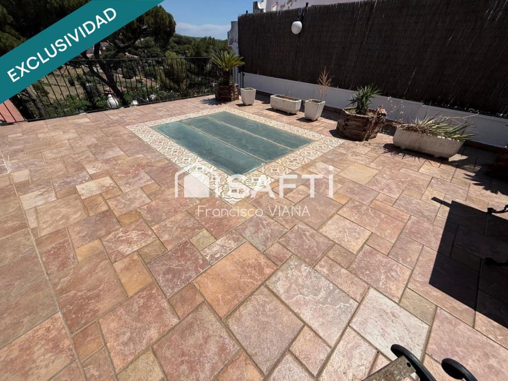 5 soveværelse Villa til salg i Arenys de Mar med garage - € 780.000 (Ref: 9947522)