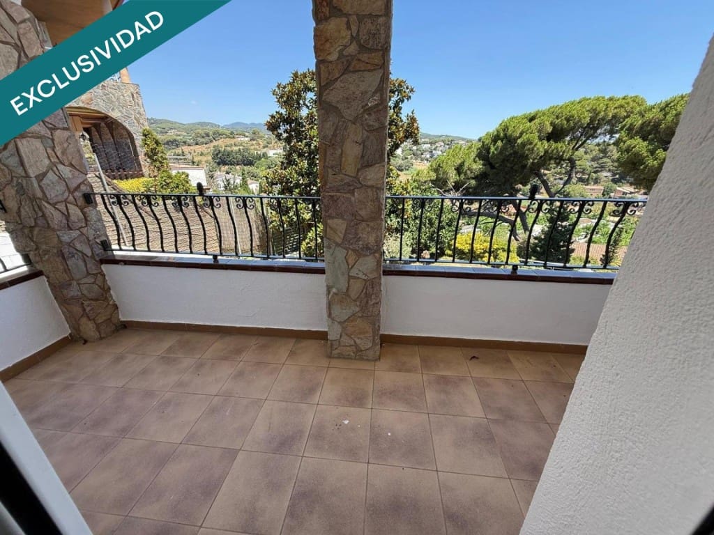 5 soveværelse Villa til salg i Arenys de Mar med garage - € 780.000 (Ref: 9947522)