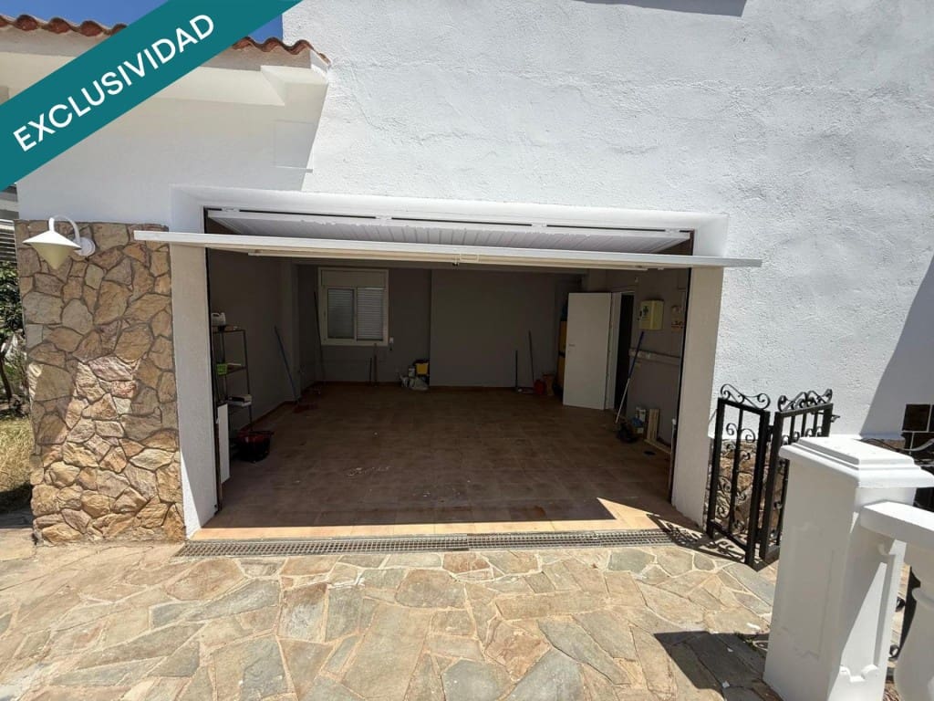 5 soveværelse Villa til salg i Arenys de Mar med garage - € 780.000 (Ref: 9947522)