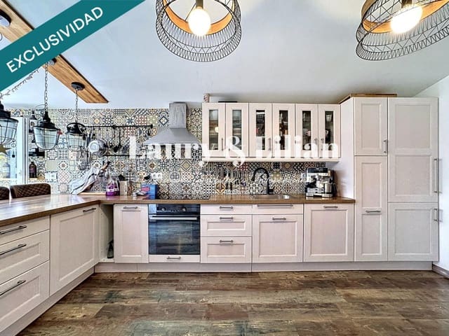 2 soveværelse Villa til salg i Empuriabrava, Castelló d'Empúries med swimmingpool garage - € 519.000 (Ref: 9947524)