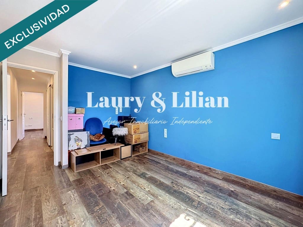 2 soveværelse Villa til salg i Empuriabrava med swimmingpool garage - € 519.000 (Ref: 9947524)