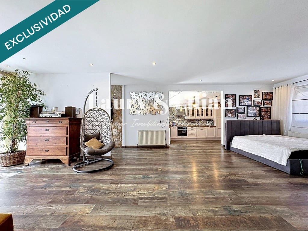 2 soveværelse Villa til salg i Empuriabrava med swimmingpool garage - € 519.000 (Ref: 9947524)