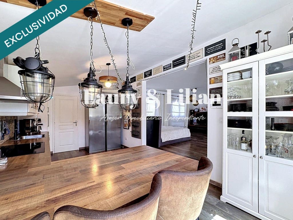 2 soveværelse Villa til salg i Empuriabrava med swimmingpool garage - € 519.000 (Ref: 9947524)