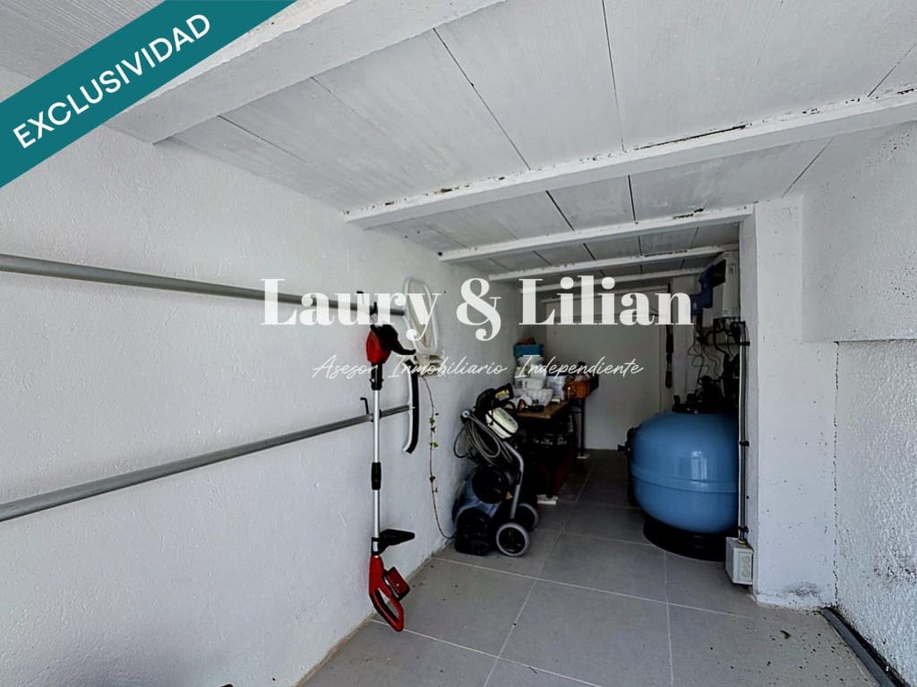 2 soveværelse Villa til salg i Empuriabrava med swimmingpool garage - € 519.000 (Ref: 9947524)