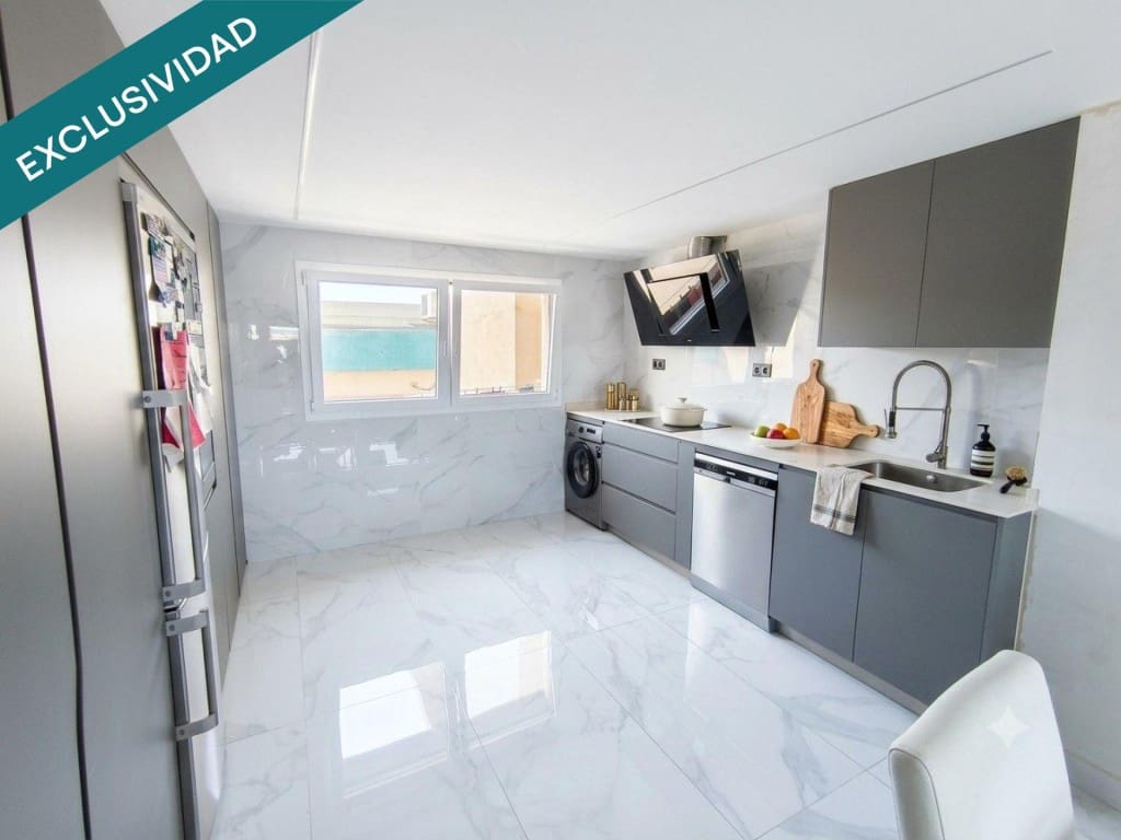 4 quarto Penthouse para venda em Saragoca cidade com piscina garagem - 330 000 € (Ref: 9947525)