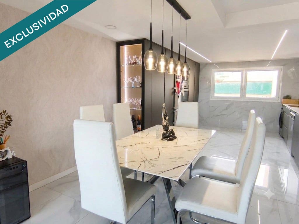 4 quarto Penthouse para venda em Saragoca cidade com piscina garagem - 330 000 € (Ref: 9947525)