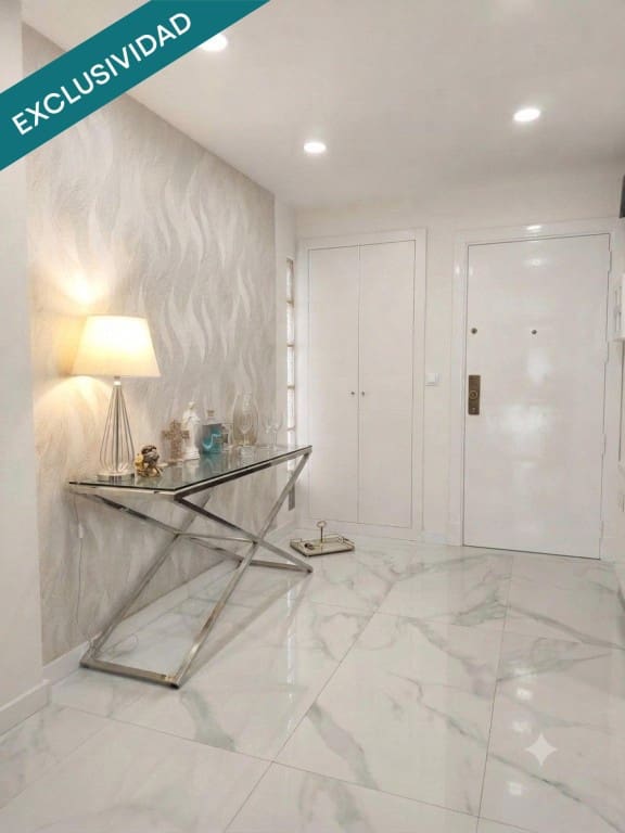 4 quarto Penthouse para venda em Saragoca cidade com piscina garagem - 330 000 € (Ref: 9947525)