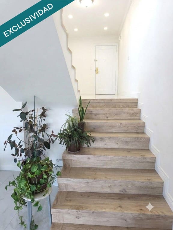 4 quarto Penthouse para venda em Saragoca cidade com piscina garagem - 330 000 € (Ref: 9947525)