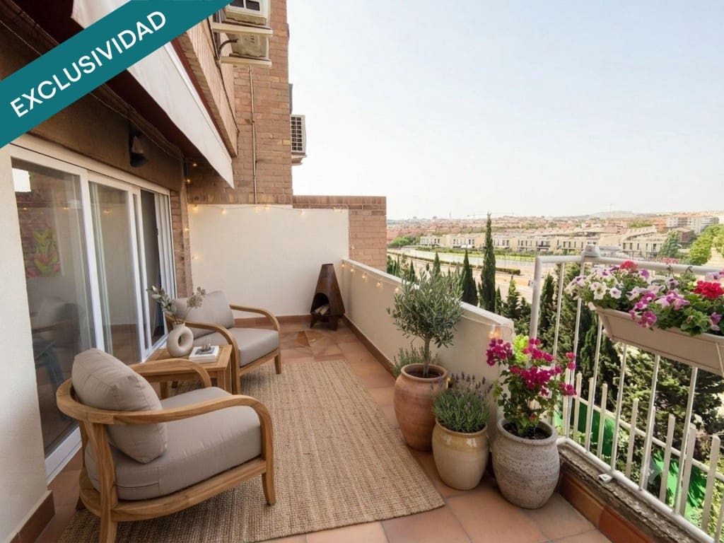 4 quarto Penthouse para venda em Saragoca cidade com piscina garagem - 330 000 € (Ref: 9947525)