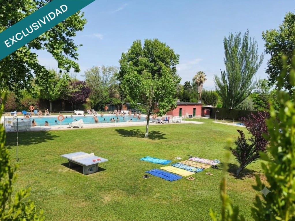 4 quarto Penthouse para venda em Saragoca cidade com piscina garagem - 330 000 € (Ref: 9947525)