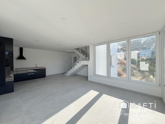 3 Zimmer Villa zu vermieten in Sitges - 2.300 € (Ref: 9947526)