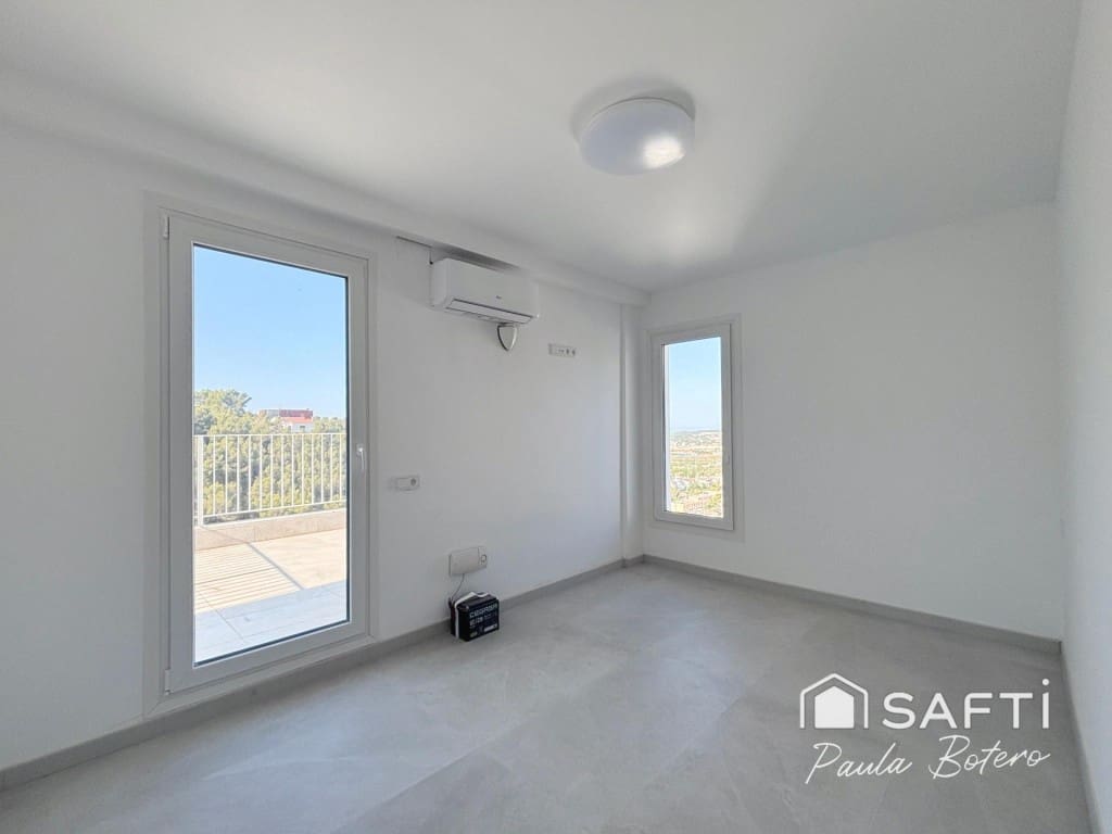 3 Zimmer Villa zu vermieten in Sitges - 2.300 € (Ref: 9947526)
