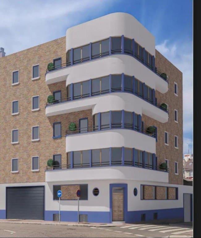3 bedroom Apartment for sale in Leon city - € 420,000 (Ref: 9947534)